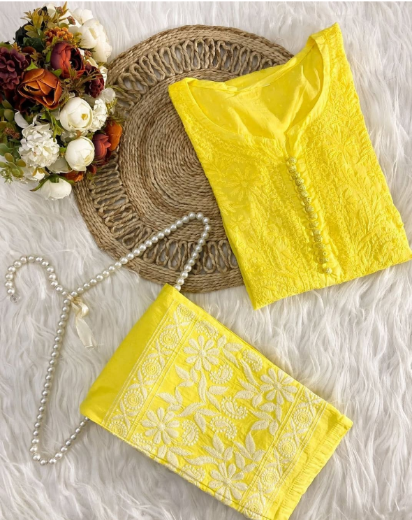 Chikankari Dobby Kurti–Pant Set