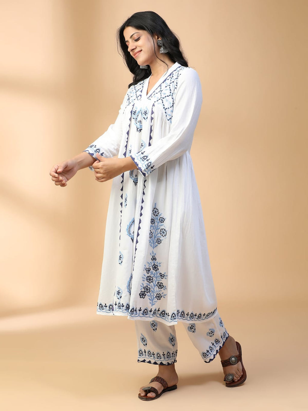 Lucknowi Chikankari Pure Mul Cotton Co-ord Set