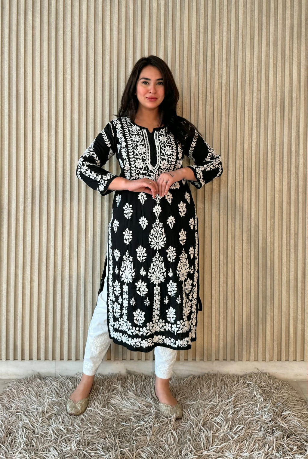 Aabroo Modal Chikankari Kurti