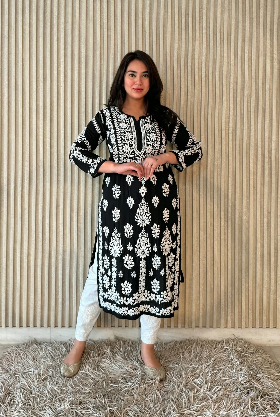 Aabroo Modal Chikankari Kurti