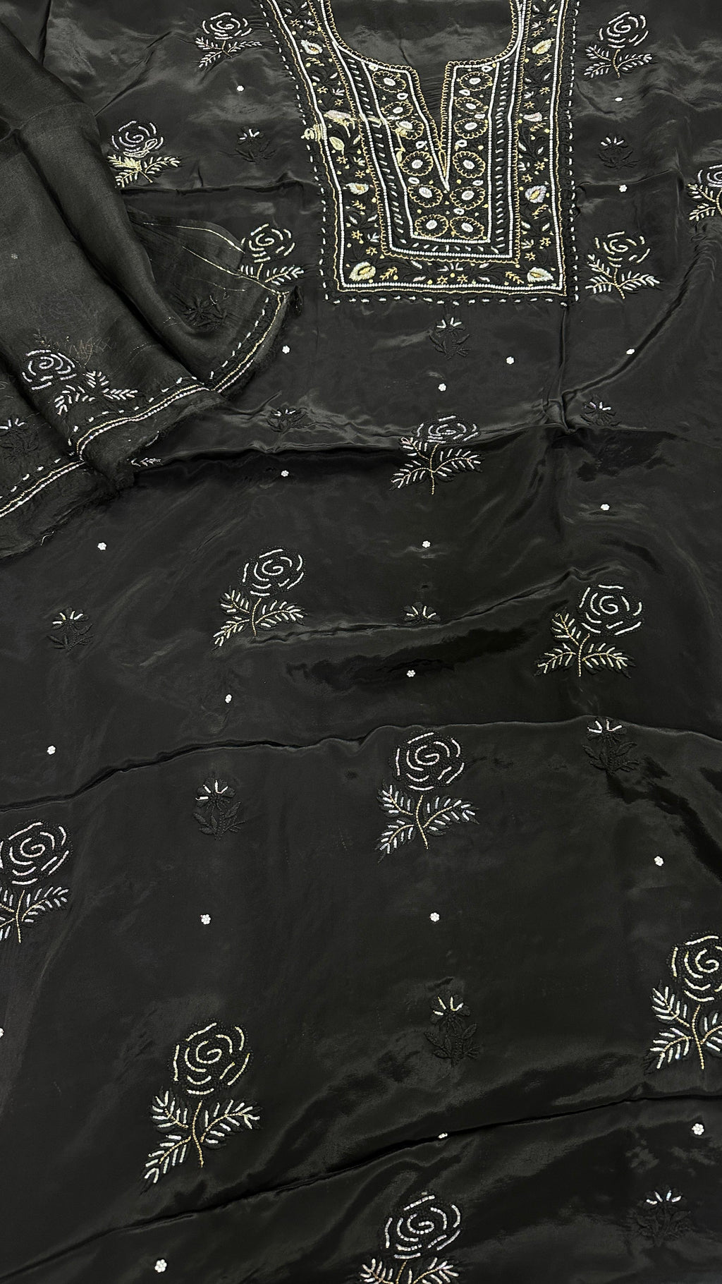 Noor-e-Nazakat Chikankari Crepe Suit Set